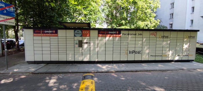 Foto del casillero de InPost: InPost WAW92N