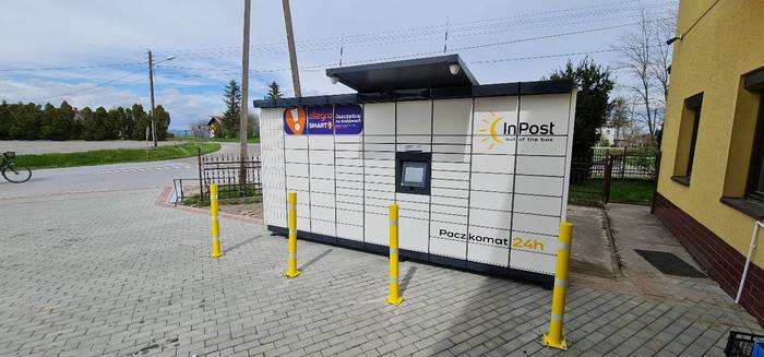 Paczkomat WBS01M Przy sklepie Hitpol