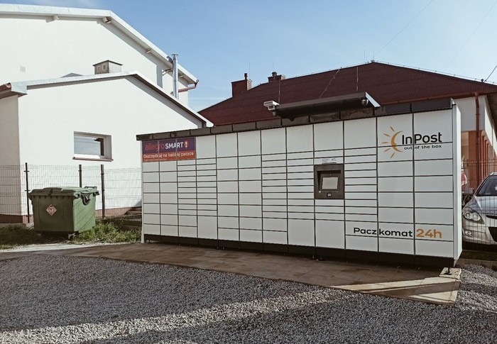 Paczkomat WCP01M PRZY SKLEPIE SPOŻYWCZYM GS ul. Wolicka 72