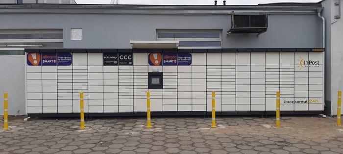 Поштомат WEG02M przy sklepie Lewiatan