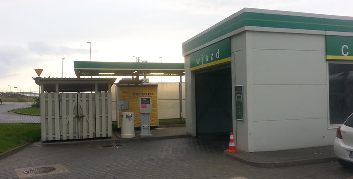 Paczkomat WEJ01N Stacja paliw BP