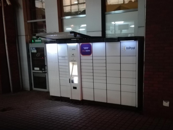 Paczkomat WEJ02A Przy Kaszubskim Banku Spółdzielczym