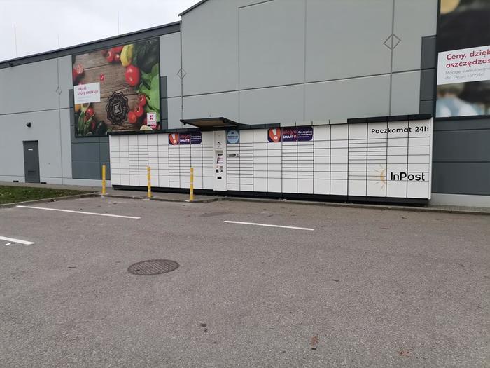 Paczkomat WEJ03A Przy markecie Kaufland