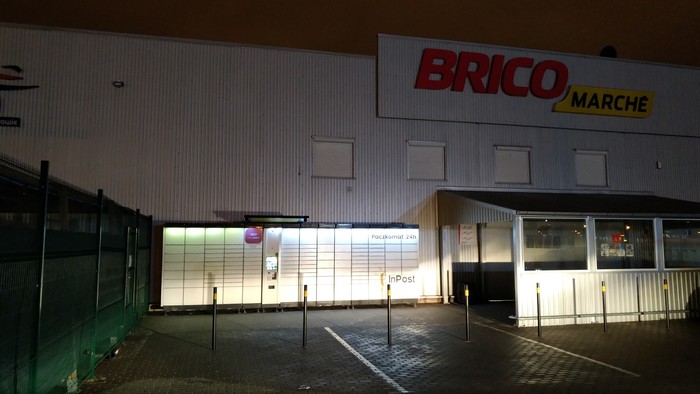 Paczkomat WEJ06A Przy markecie budowlanym Bricomarche