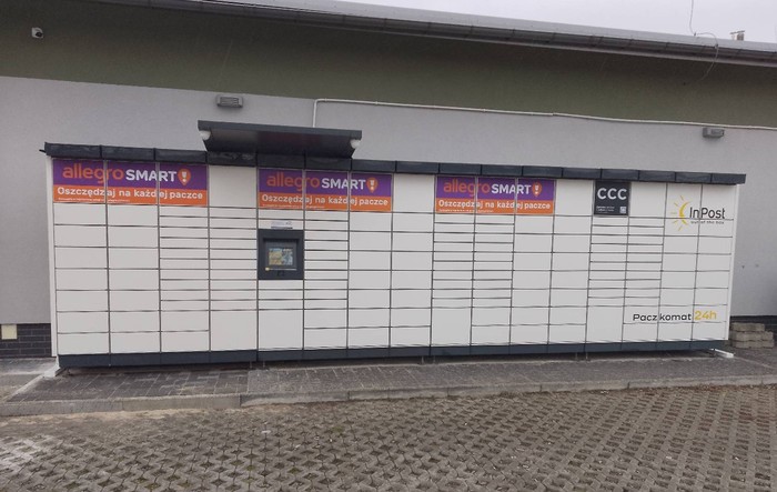 Paczkomat WID01M Tylny parking Delikatesów Centrum