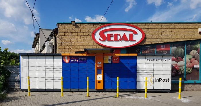 Paczkomat WIE02A Przy markecie Sedal