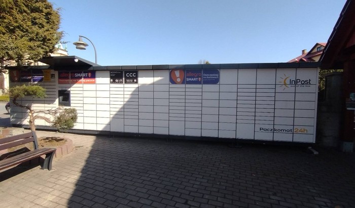 Paczkomat WIL01M Przystanek przy ul. Paderewskiego