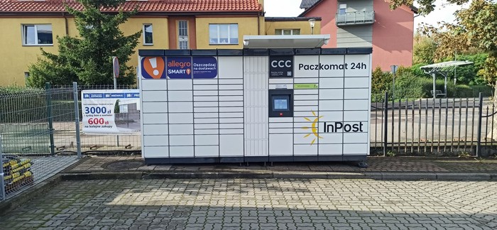Paczkomat WLA02M Przy parkingu