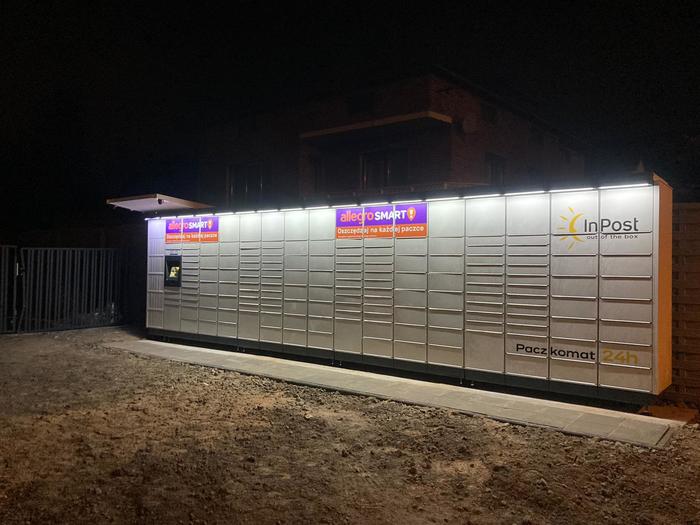 Paczkomat WLB04M Pawilon Handlowo Usługowy