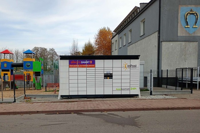 Parcel Locker WLL01BAPP Przy Spółdzielni Kółek Rolniczych