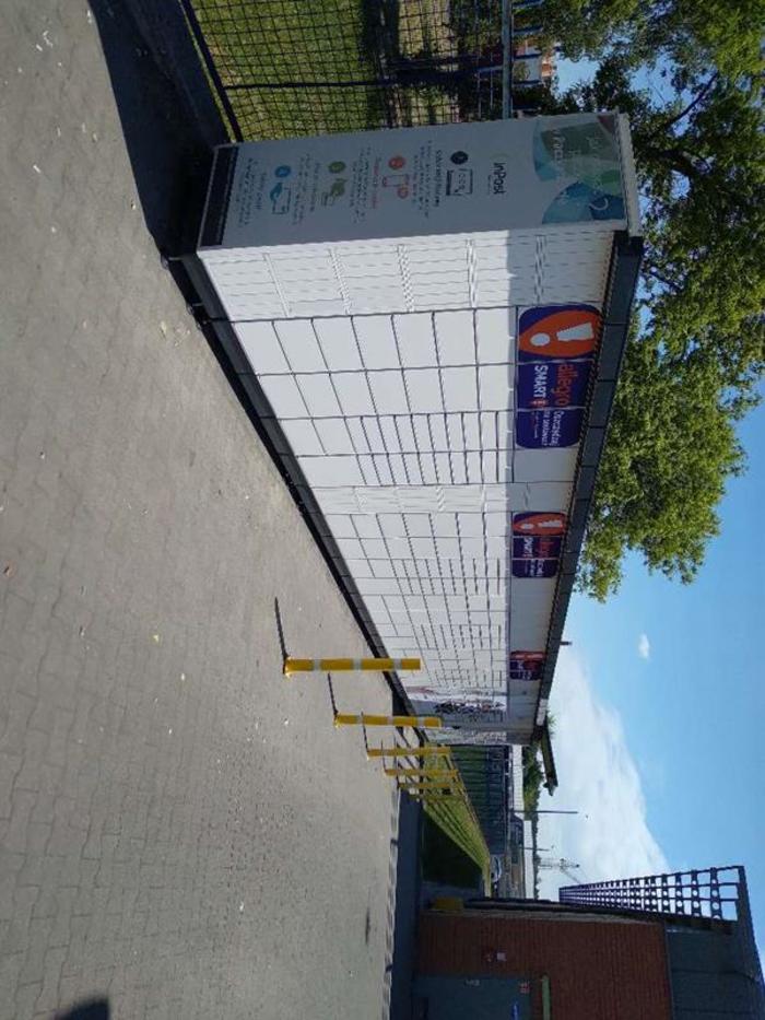 Paczkomat WLO02A Przy markecie Netto