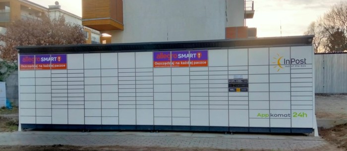 Paczkomat WLO03BAPP Przy garażach