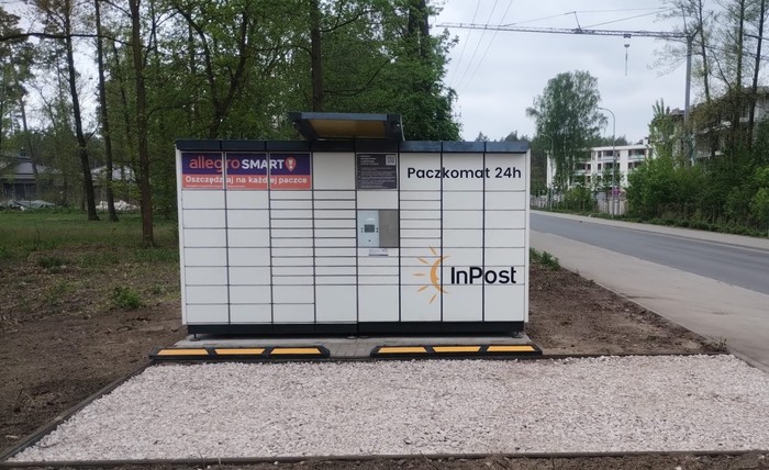 Paczkomat WOL03N Na działce