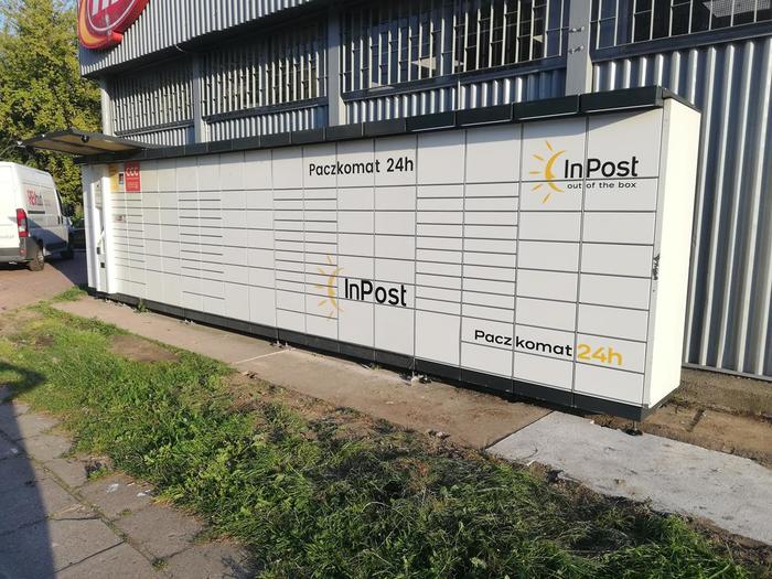 Paczkomat WOL06A Przy Api Market
