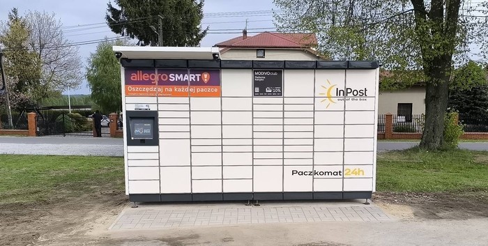Paczkomat WOLP01M Przed JBM Maszyny Rolnicze