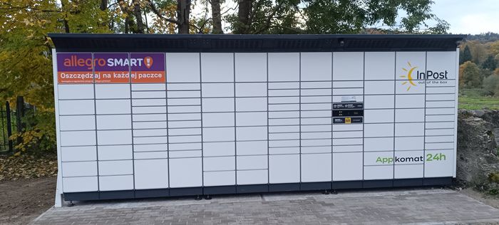 Paczkomat WOLQ01BAPP Przy bibliotece wiejskiej