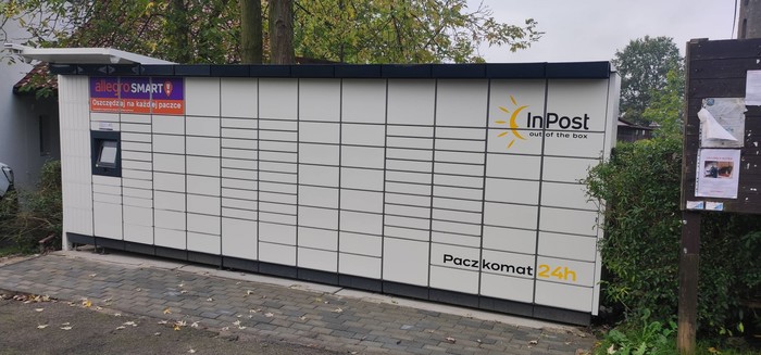 Paczkomat WQL02M Przy Restauracji Krzemieniec