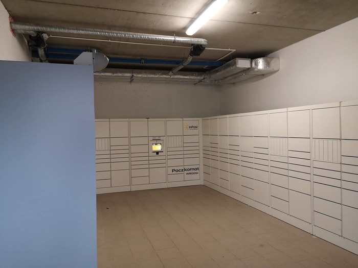 Parcel Locker WRO01H W lokalu użytkowym