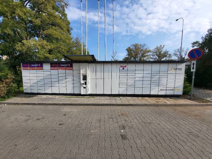 Paczkomat WRO02B Stacja paliw AMIC ENERGY