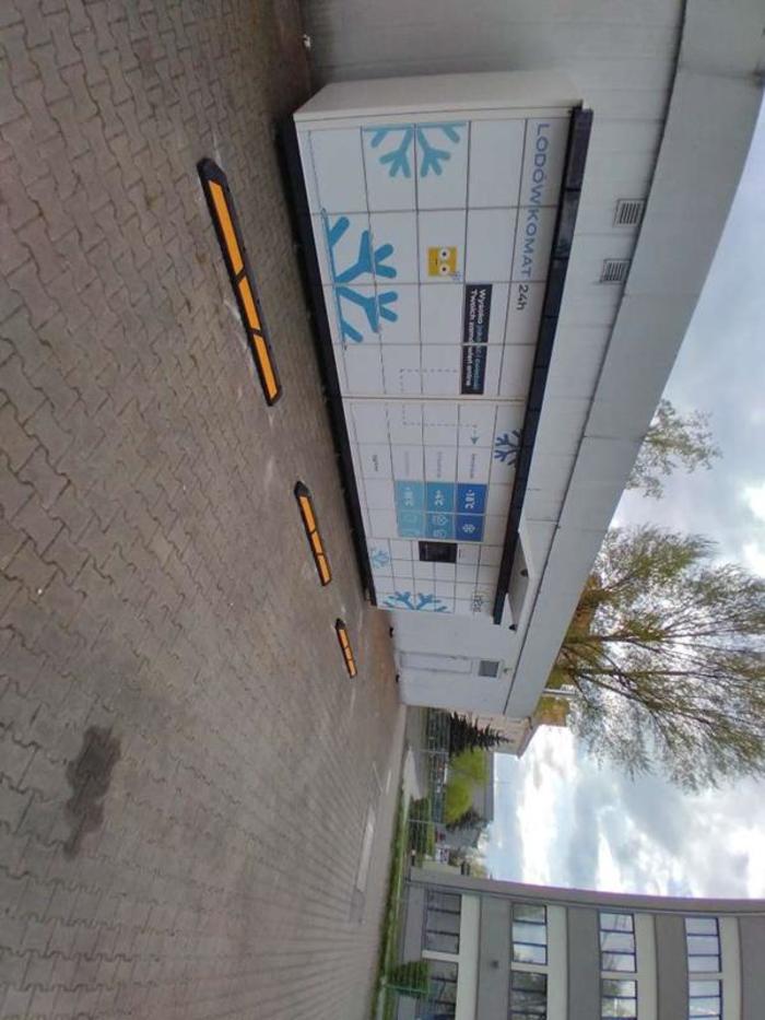 Paczkomat WRO03IM Za stacją Shell