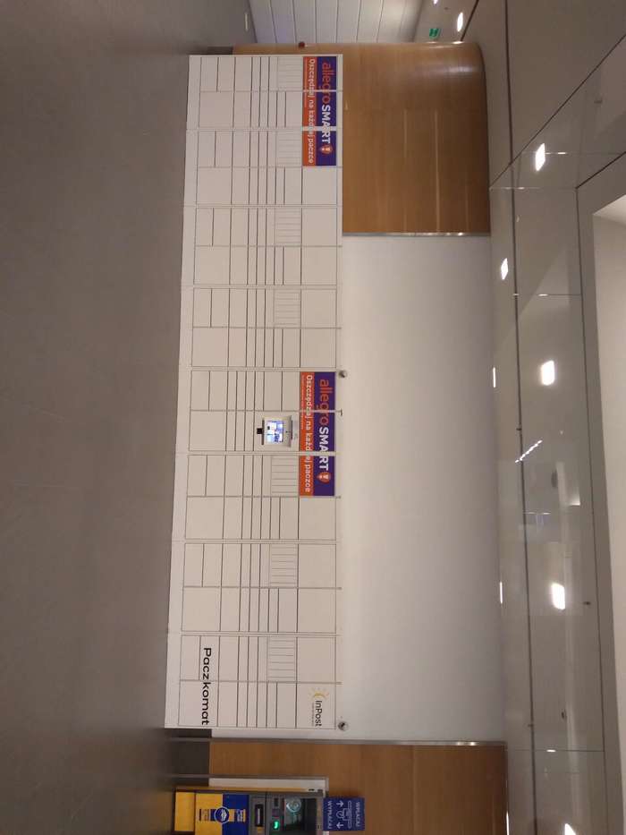 Parcel Locker WRO05HO CH RENOMA poziom handlowy -1 koło Kantoru