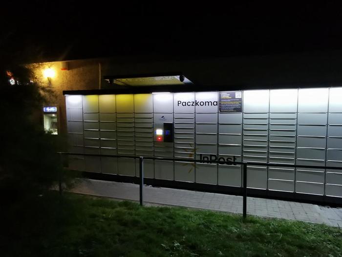 Paczkomat WRO13N Przy sklepie Marysieńka