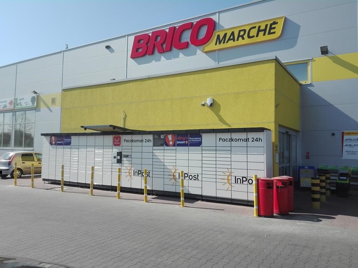 Paczkomat WRO14N Przy markecie Bricomarche