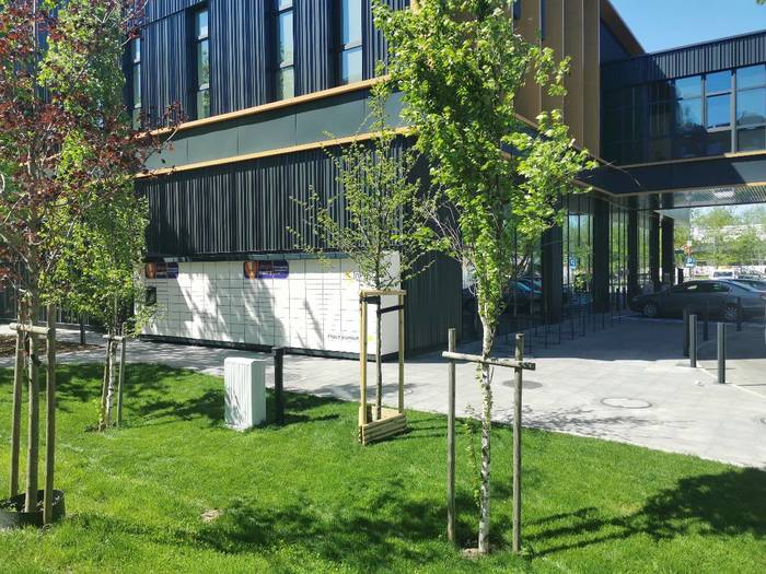 Paczkomat WRO170M Przy centrum handlowym