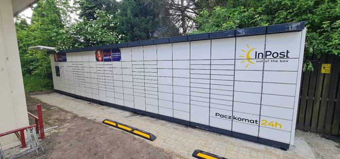 Parcel Locker WRO176M Przy budynku usługowym
