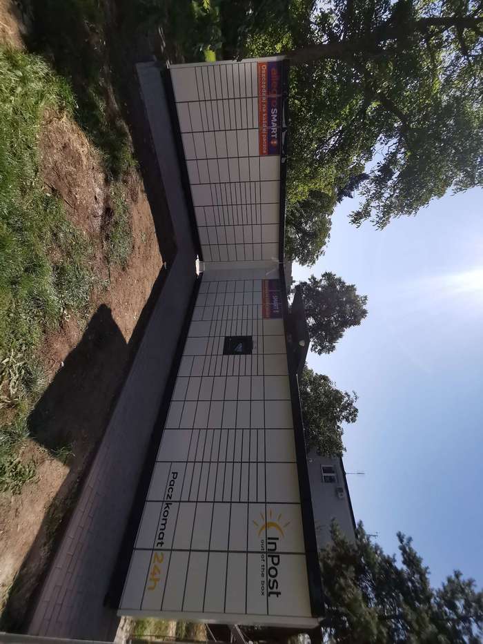 Paczkomat WRO202M Na prywatnej posesji