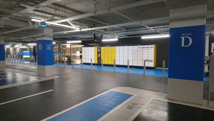 Paczkomat WRO33A CH Wroclavia, niebieska strefa parkingu podziemnego, poziom -1