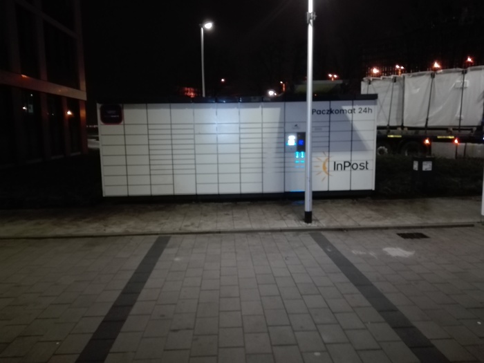 Paczkomat WRO34N Parking między budynkami G i H
