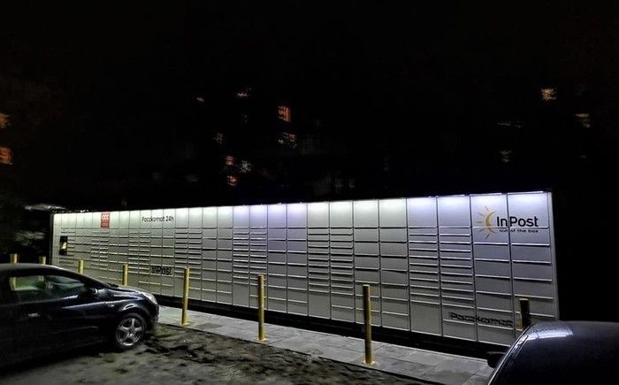 Paczkomat WRO42M Na terenie Spółdzielni Mieszkaniowej im. Prusa