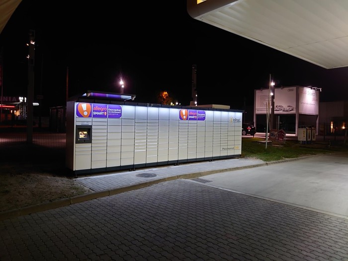 Paczkomat WRO98M Stacja paliw MOL