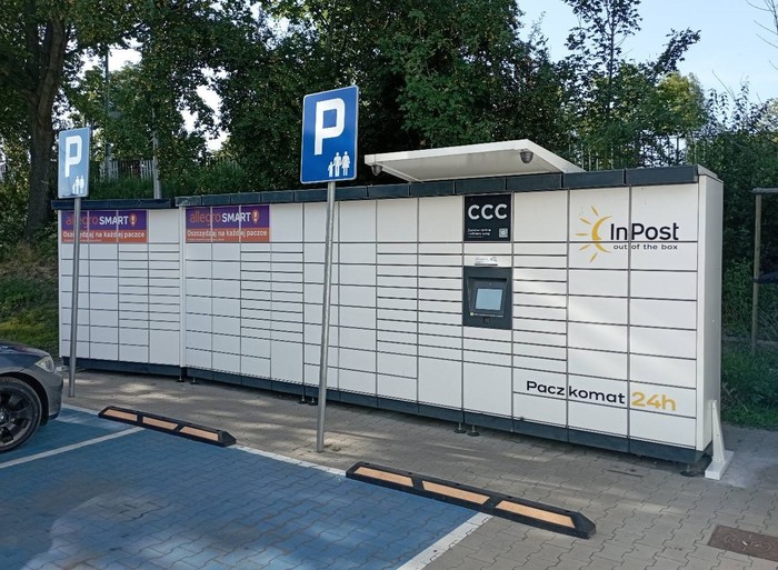 Paczkomat WRZ07M Przy Markcie Aldi.