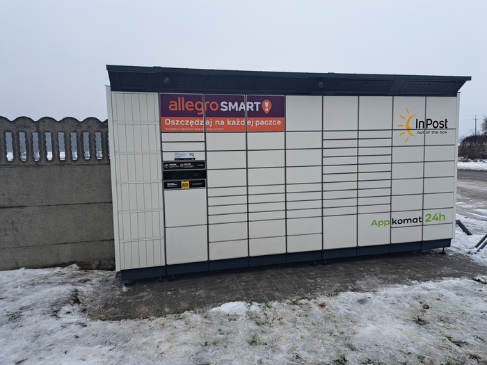 Parcel Locker WSLQ01BAPP Przy Sklepie Polskim