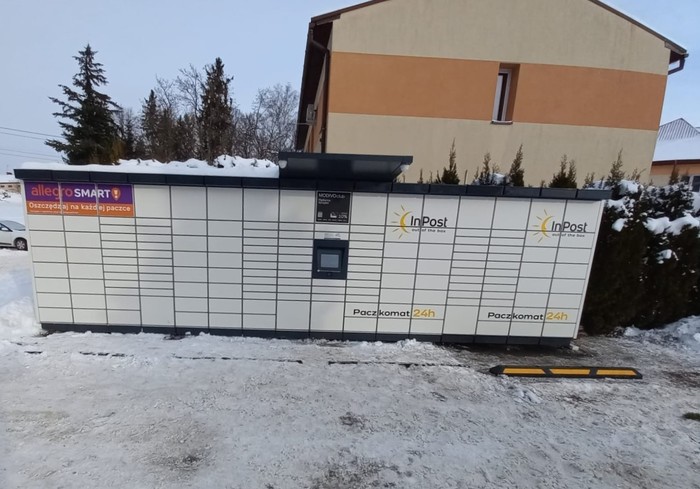 Paczkomat WXA01M Parking OSP w Wysokiej