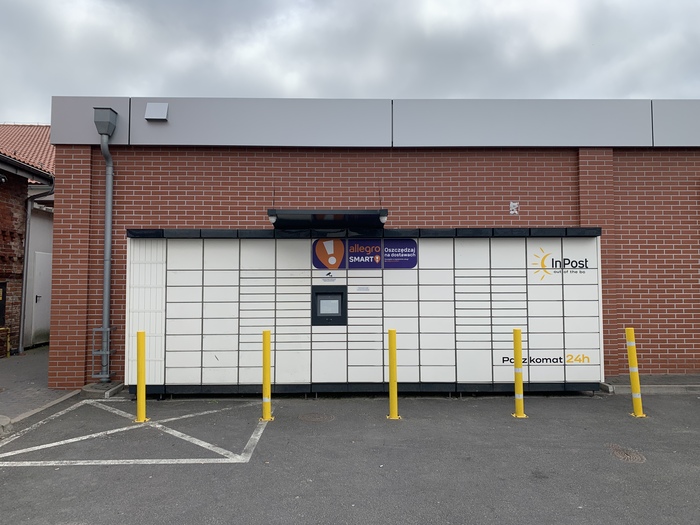 Paczkomat WYS03M Przy sklepie Lidl