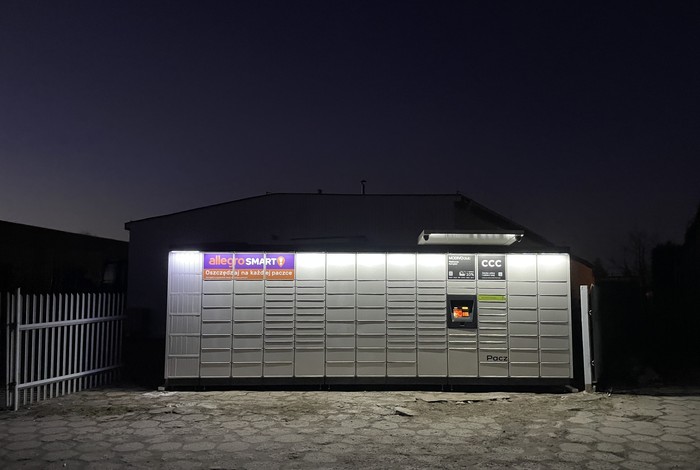 Paczkomat XBO01M Stacja kontroli pojazdów