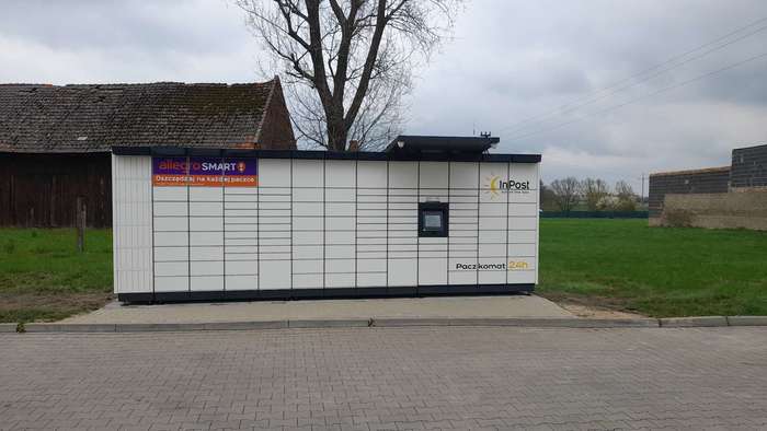 Paczkomat XCE01M Market Dino