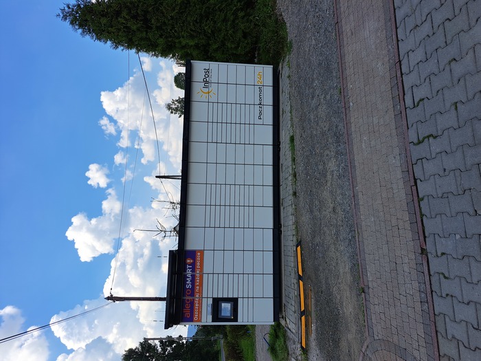 Parcel Locker XEC02M Parking sklepu Lewiatan