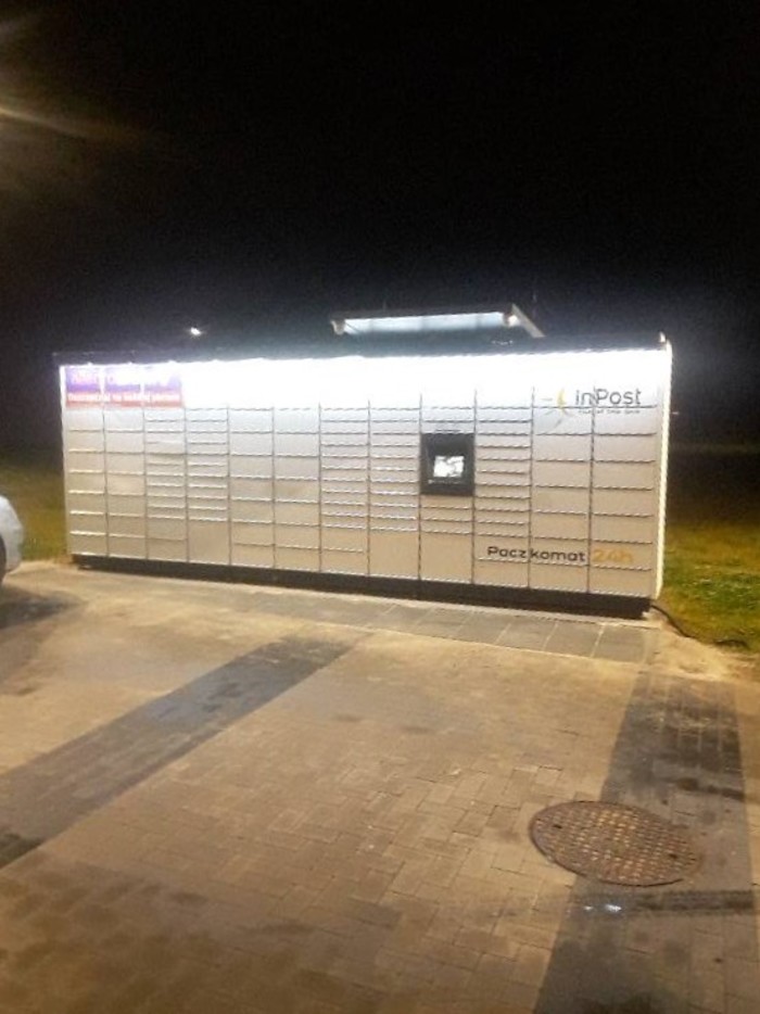 Parcel Locker XEL01M Parking przy wejściu do Topaz Cash&Carry