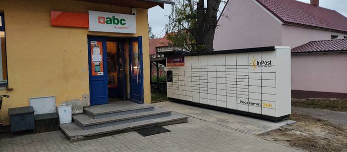 Paczkomat XGA01M Przy sklepie spożywczym