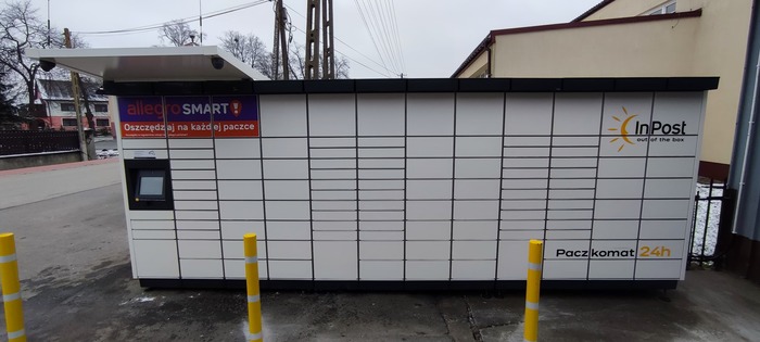 Paczkomat XGR01M Parking przy sklepie Groszek