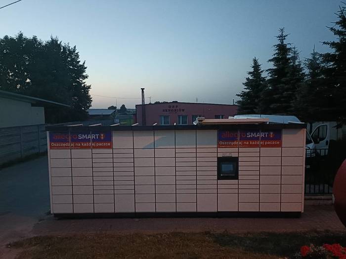 Parcel Locker XIW01M przy remizie OSP