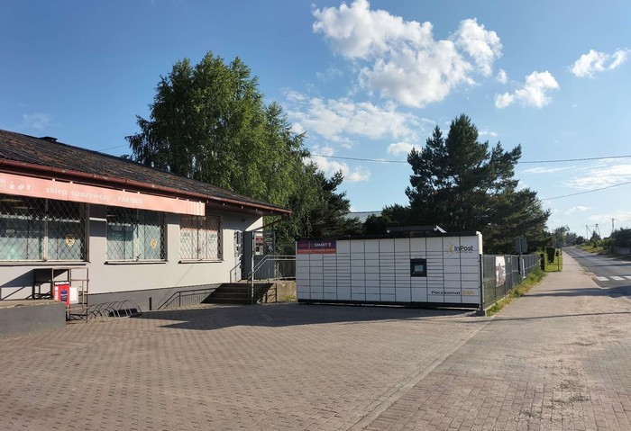 Paczkomat XIZ01M Przy sklepie