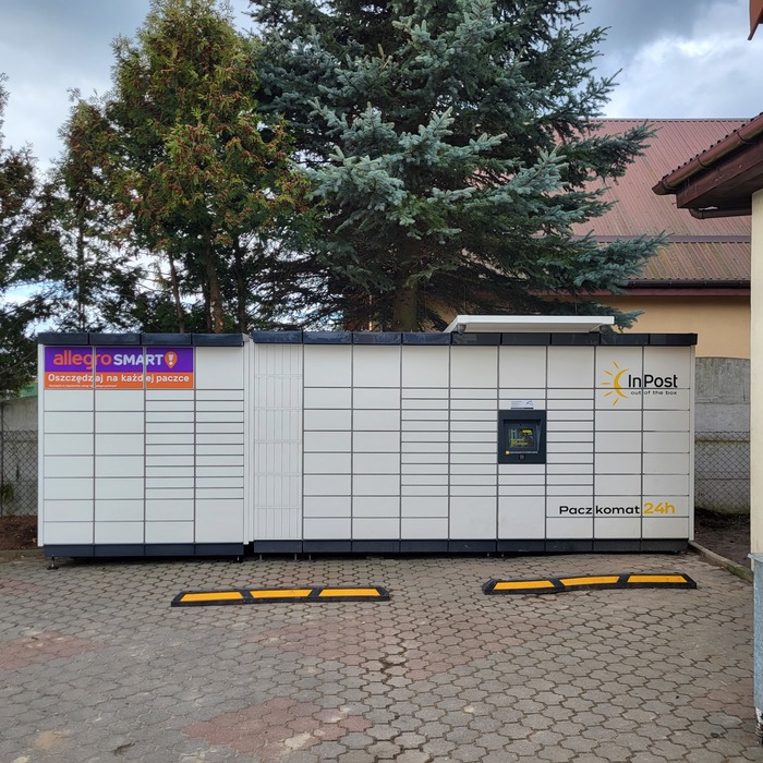 Paczkomat XMY01M przy sklepie Groszek