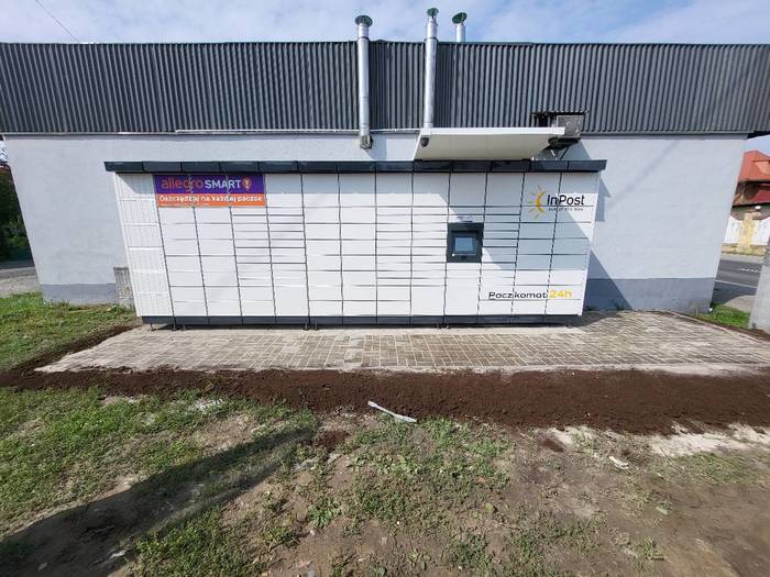 Paczkomat XPZ01M Przy sklepie Bort-Wimar