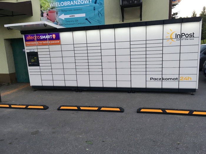 Parcel Locker XSE01M Przy Delikatesach Centrum