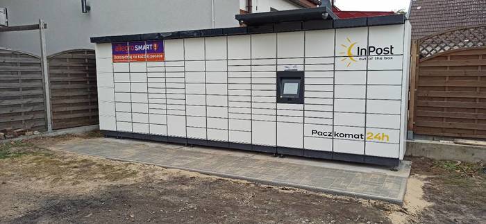 Paczkomat XTE01M przy sklepie Livio